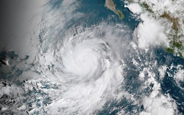 hurricane Willa huracán