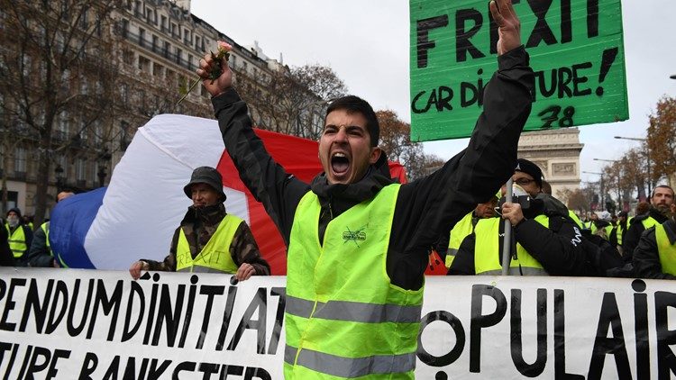 paris protests frexit