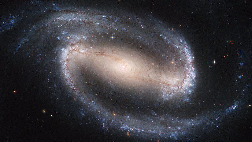 'reflejo' de nuestro universo donde el tiempo va para atrás