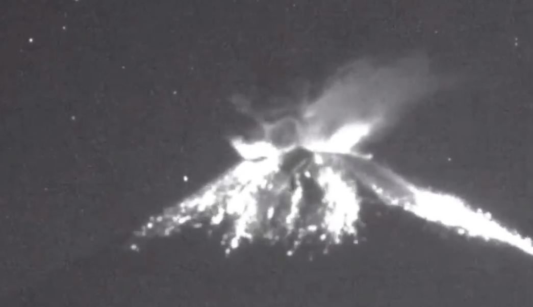 volcán volcano Popocatépetl México