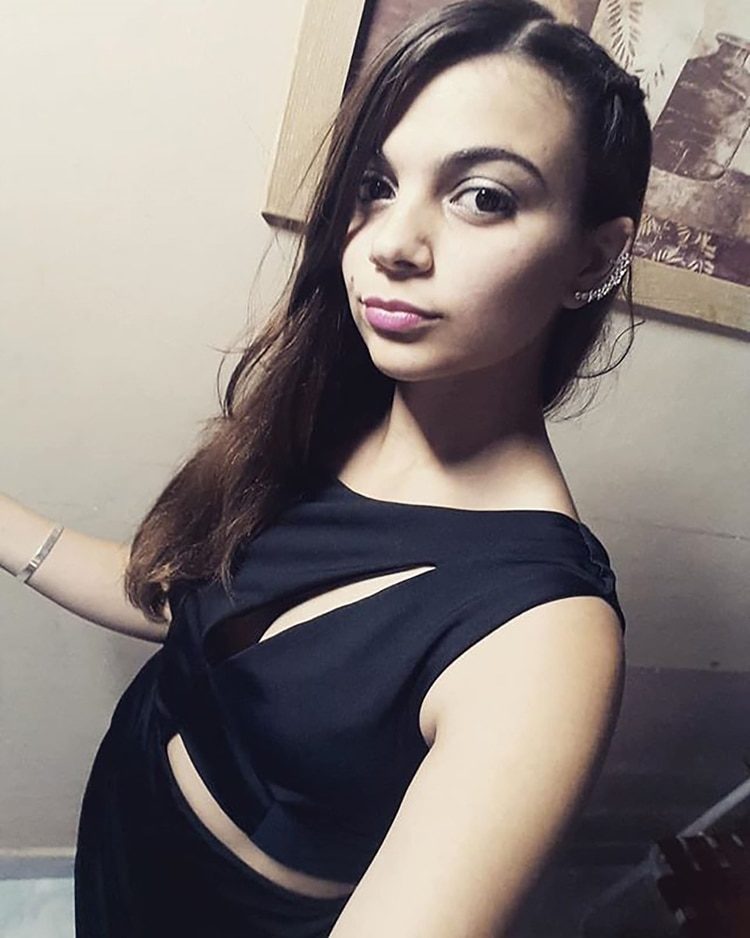 Agustina Imvinkelried, asesinada a los 17 años.