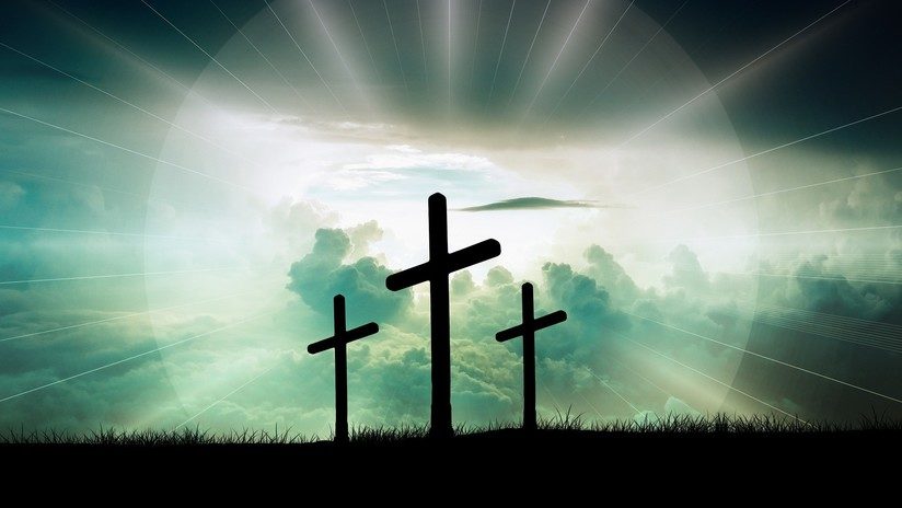 Aparece una imagen de 'Jesucristo' sobre el cielo de Italia
