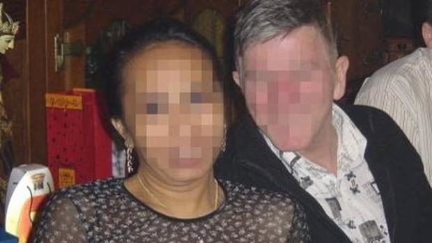 marido descubre que su mujer era un hombre