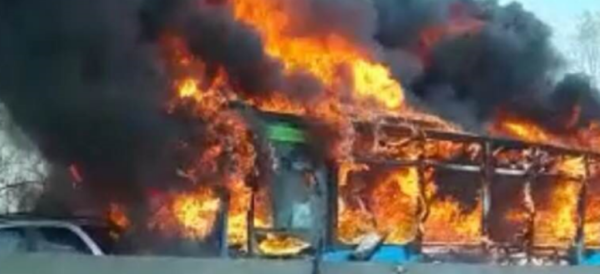 school bus Italy burned