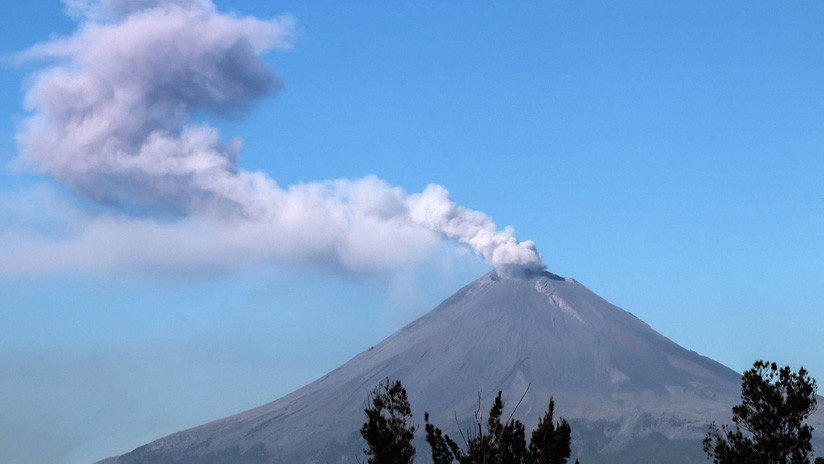 Popocatépetl volcano volcán