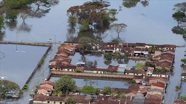 Alrededor de 40.000 paraguayanos se han visto obligados a abandonar su casa por las inundaciones en las últimas semanas