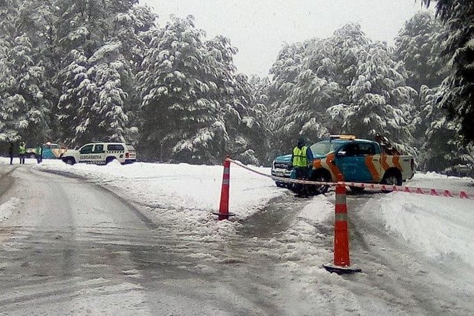 Estado de emergencia en Villa la Angostura, Argentina: pronostican nevadas y no descartan otro derrumbe en la Ruta 40