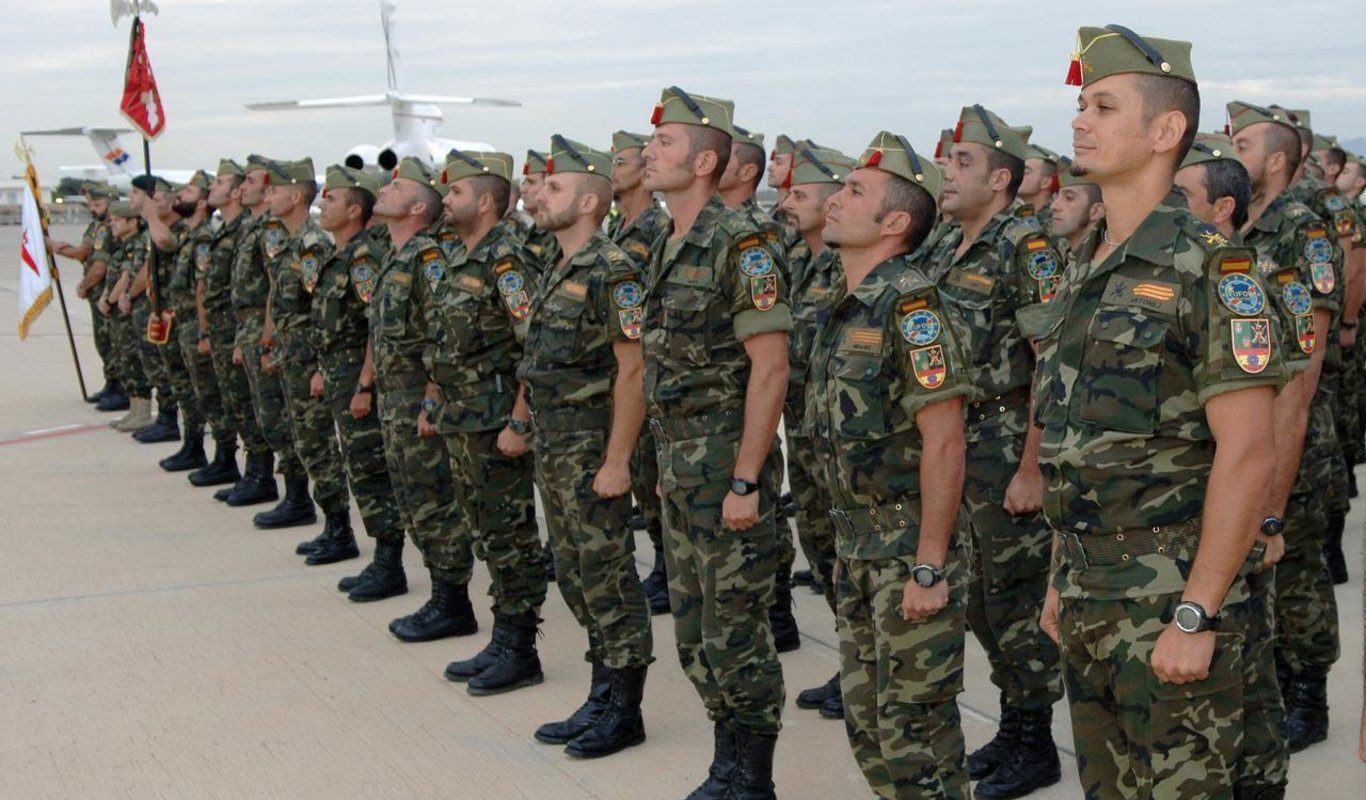 La vergonzosa partidocracia española: Defensa busca una empresa que ayude a los militares a encontrar trabajo