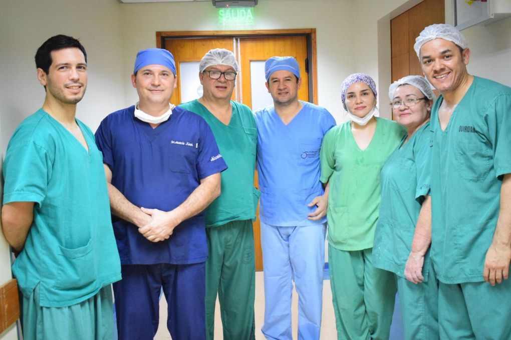 Primera cirugía intrautero para corregir malformación vertebral de feto por médicos paraguayos
