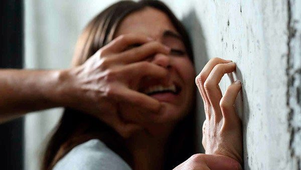 Detenidos en Pamplona cuatro menas marroquíes por abusar sexualmente de varias chicas españolas