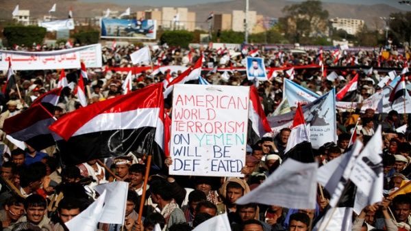 Manifestación de apoyo a las fuerzas del movimiento popular yemení Ansarolá.