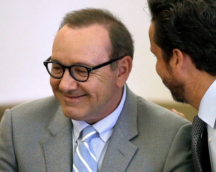 Muere en circunstancias extrañas el masajista que acusó a Kevin Spacey de agredirlo sexualmente en su mansión