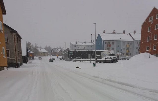 Snowfall in Kiruna on Monday.
