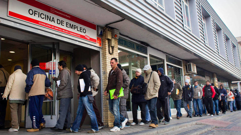 Mientras el pueblo es distraído con el separatismo y el cadáver de Franco, España registra su peor tercer trimestre de empleo desde 2012