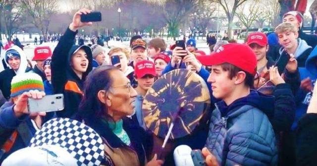 La CNN tendrá que indemnizar a Nick Sandmann, el estudiante católico al que acosaron a través de las redes