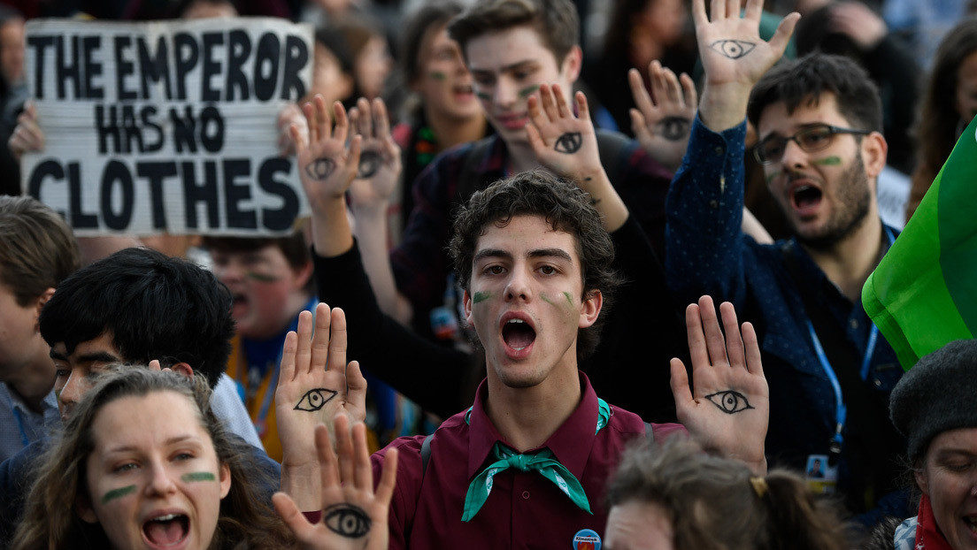 Propaganda de élites y suba de impuestos: España declara la emergencia climática y ambiental