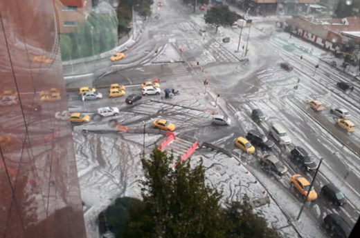 Como si fuera nieve: la fuerte granizada que cayó en Bogotá, Colombia