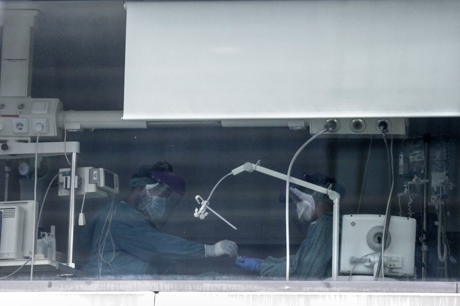 La generalidad catalana avala limitar la ventilación mecánica a mayores de 80 años con coronavirus