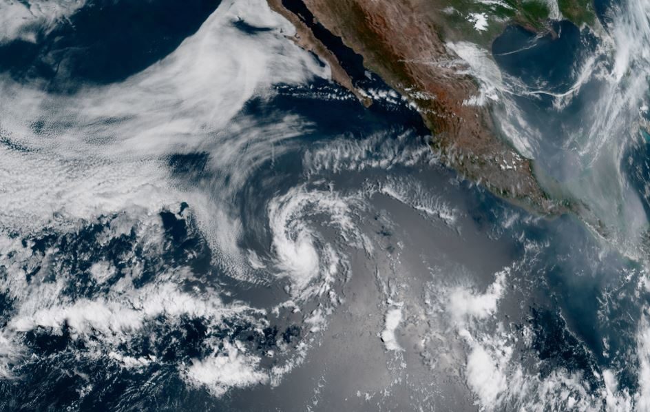 Depresión tropical One-E en el Océano Pacífico oriental el 25 de abril de 2020.