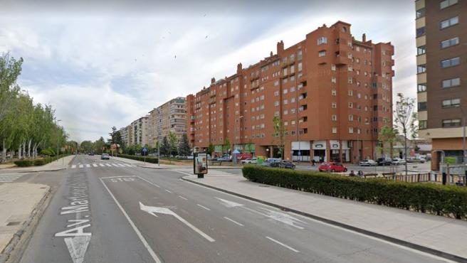 Un guardia civil apuñala en plena calle a un compañero y a su hija menor de edad cuando trataba de defenderle en Huesca, España