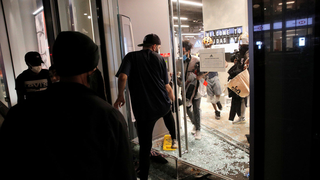 Looting NYC