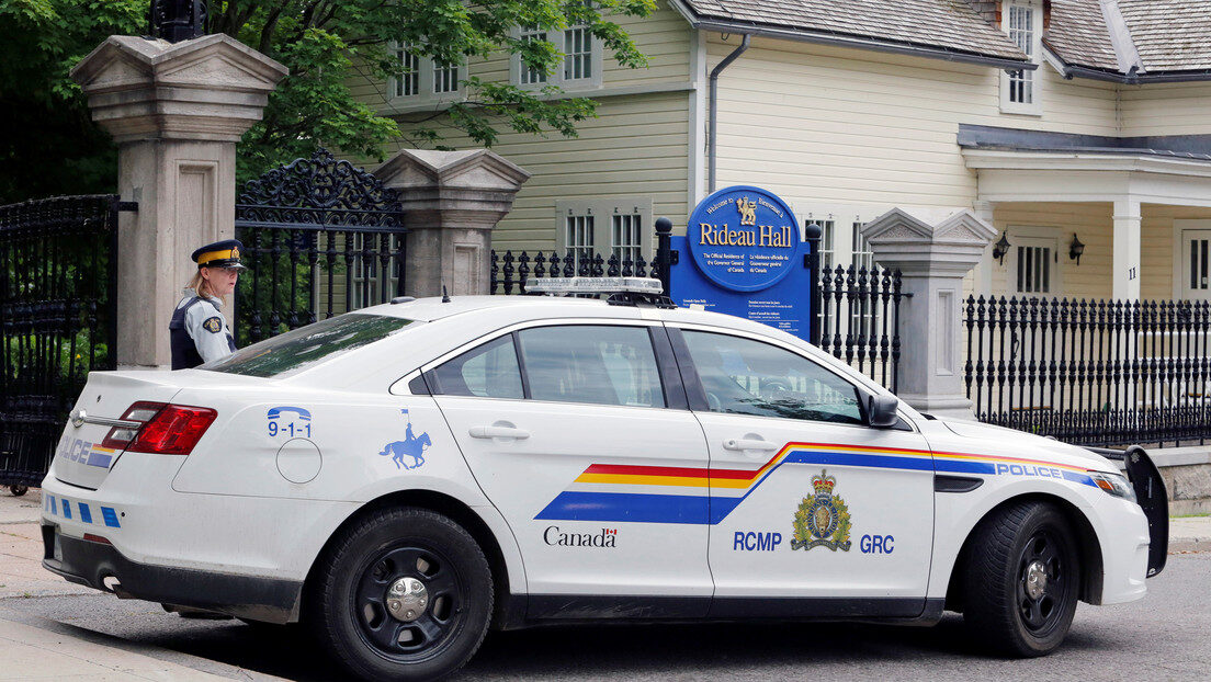Canadia police