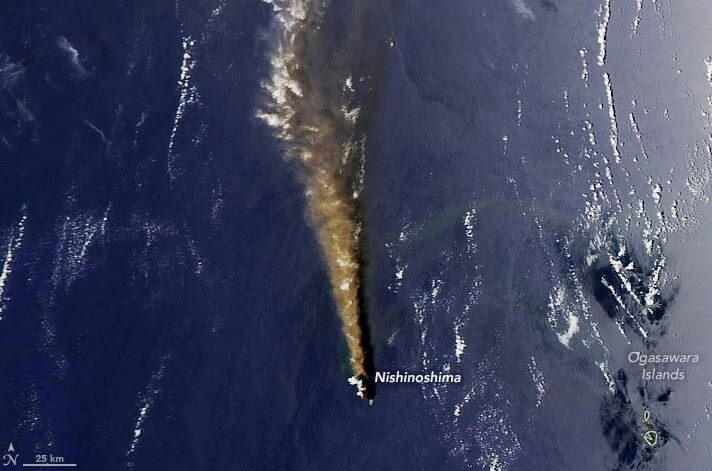 Imagen del sensor MODIS del satélite Aqua de la NASA del 6 de julio de 2020 de la isla volcánica