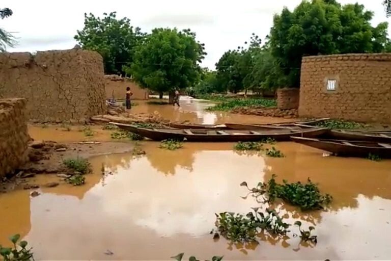Las graves inundaciones en Níger de este mes han causado la muerte de 51 personas y destruido miles de hogares tras desbordar ríos