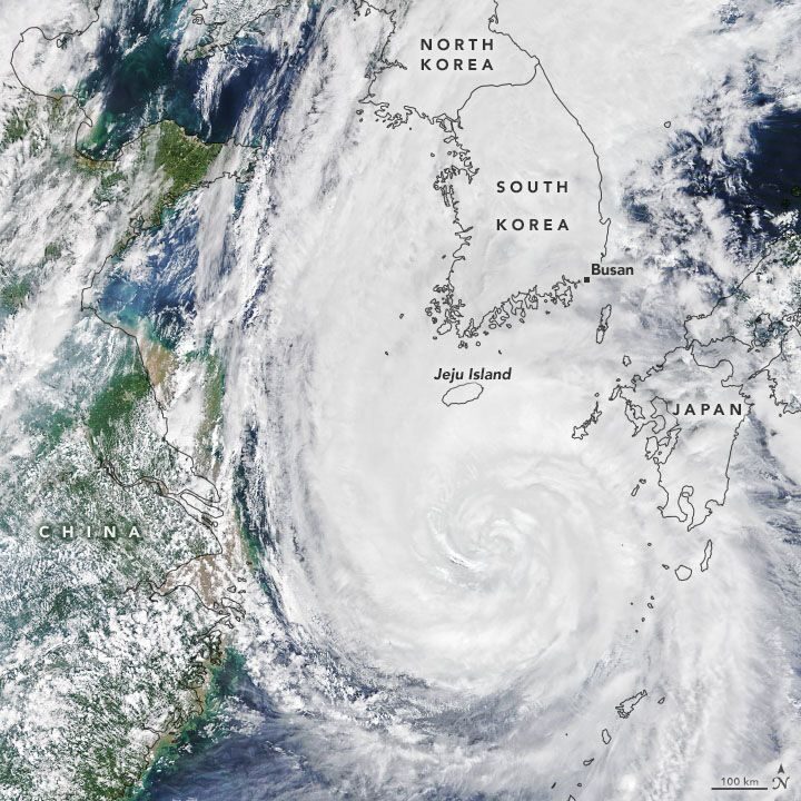 El tifón Maysak golpea a Corea del Sur según Terra MODIS