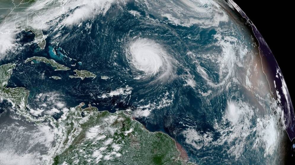 Imágen del huracán Teddy y la tormenta tropical Wilfred. (EFE)