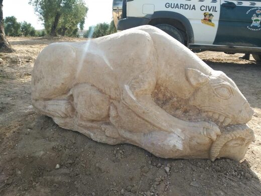 leona de piedra,agricultor,España,pieza arqueológica