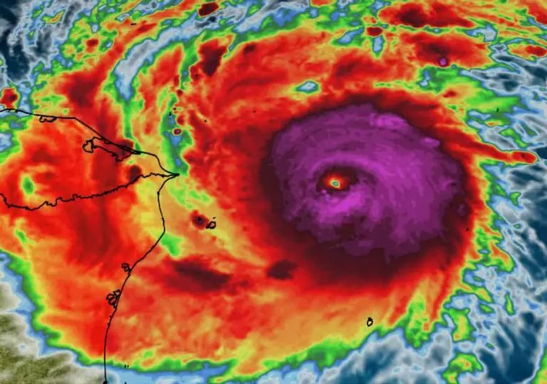 Imagen satelital del huracán Eta, del lunes 3 de noviembre por la mañana, cuando se intensificó rápidamente.