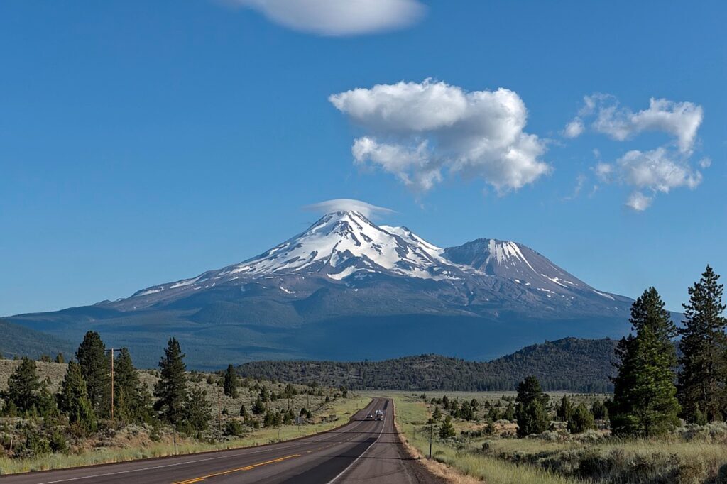 Mt Shasta