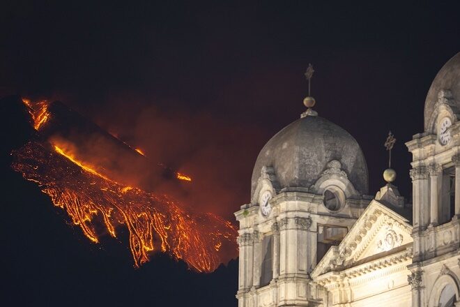 Clic para aumentar Mount etna