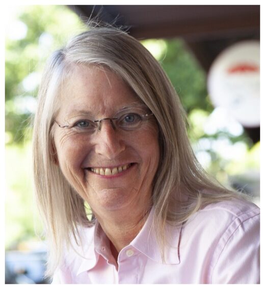 Clic para aumentar D’Lynda Fischer