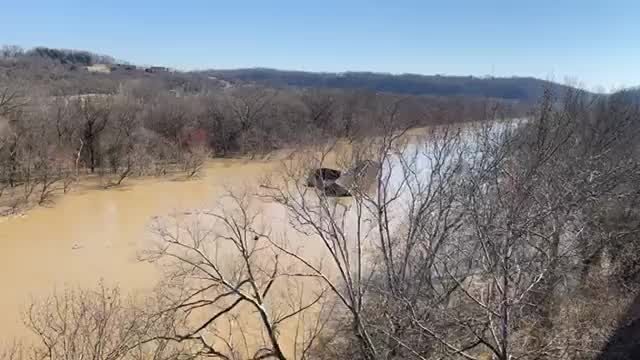 Loose marina floats down Kentucky River