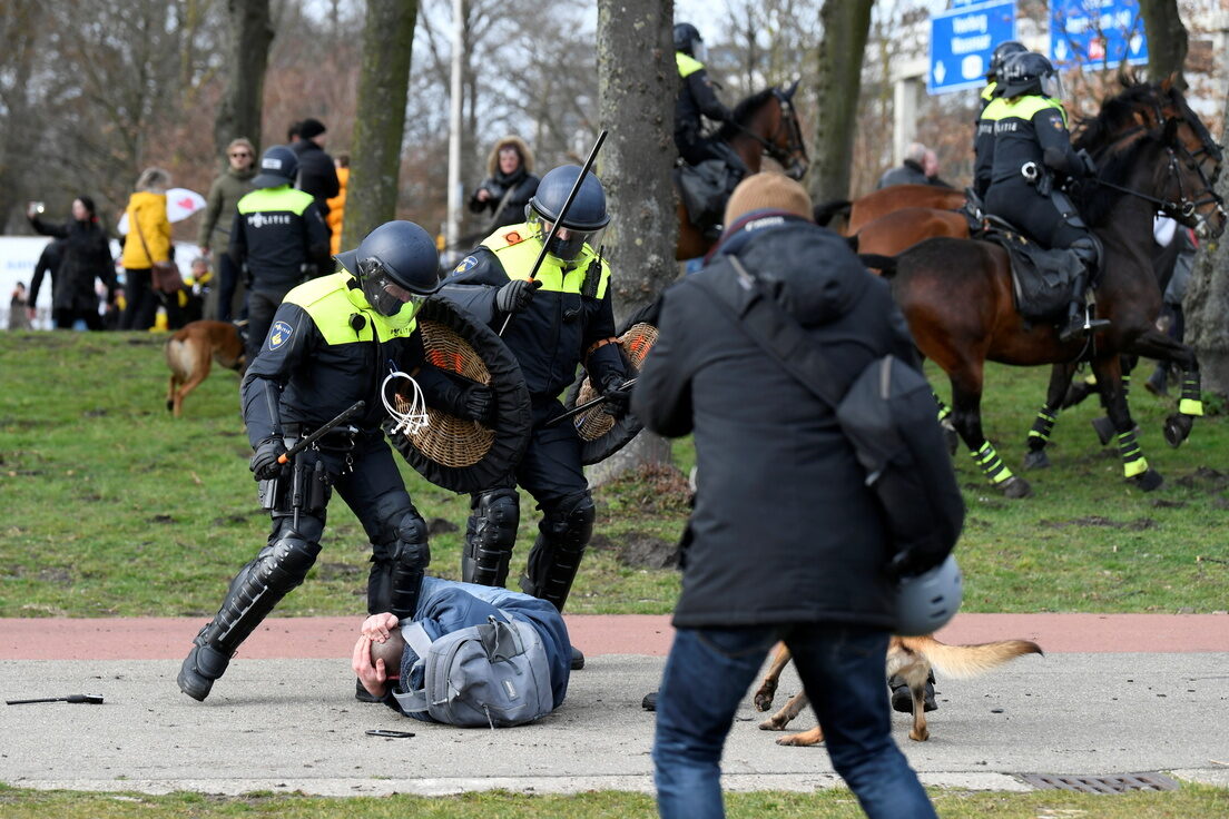 Clic para aumentar netherlands protests