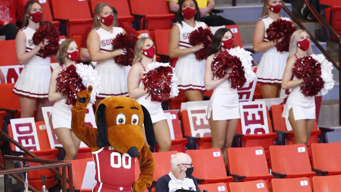 cheerleaders