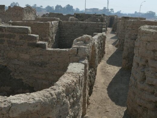 Encuentran,Egipto,arena,Luxor,gran,ciudad perdida,3.000 años