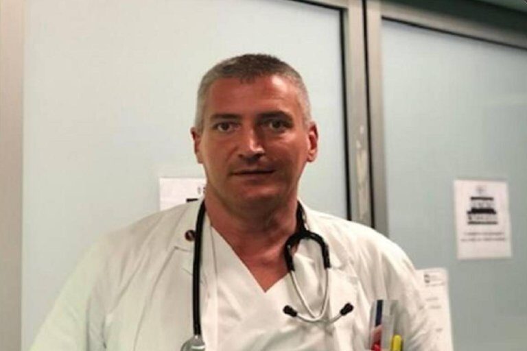 Monstruoso,Médico,italiano,acusado,matar,pacientes,COVID-19,liberar,camas