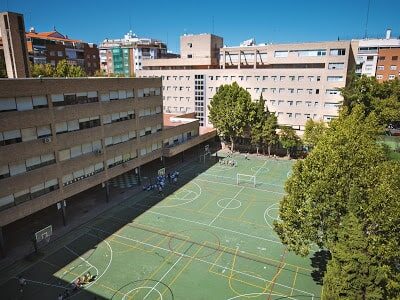 niño,parada cardiorespiratoria,colegio,Madrid,gimnasia,mascarilla