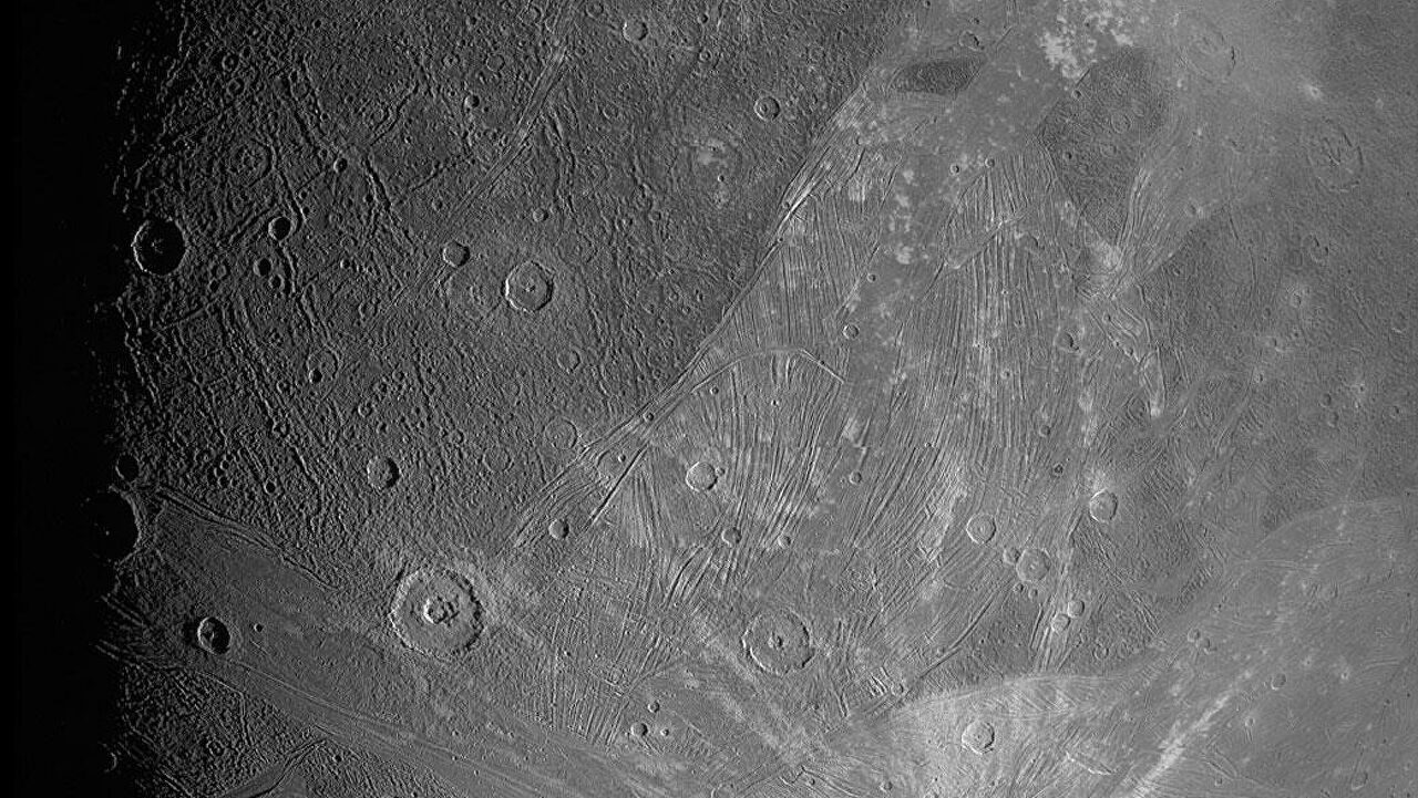 Ganimedes Jupiter moon