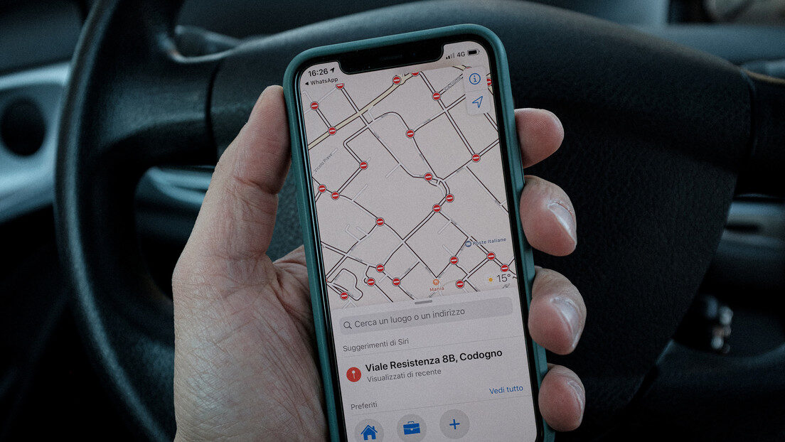 Tracking device