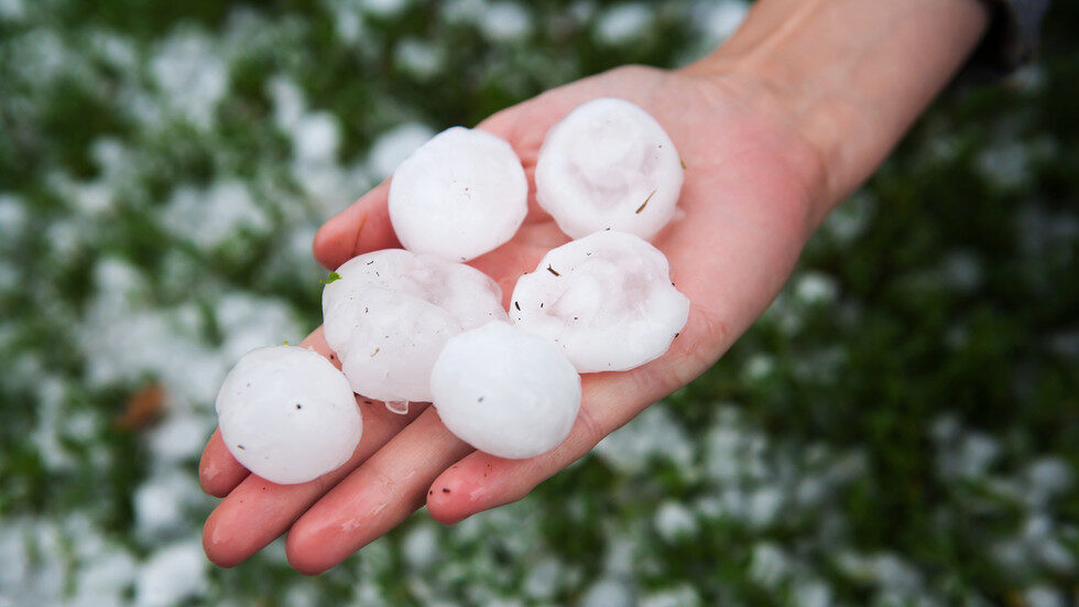 apocalíptica tormenta de granizo,norte,Italia,tráfico,heridos,cultivos