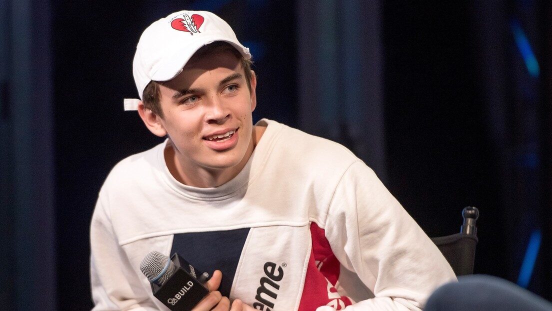 Hayes Grier