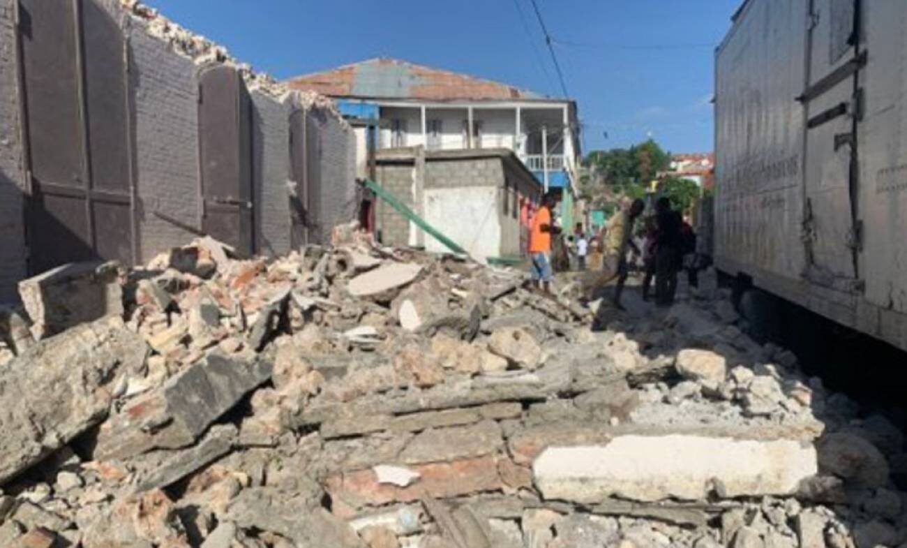 227 muertos,terremoto,magnitud 7,2,Haití,2010