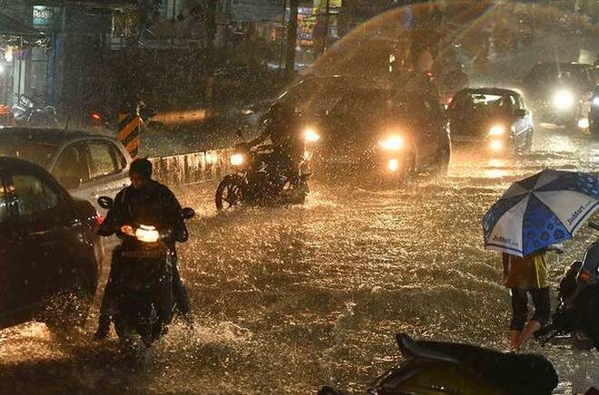 aguacero,10 centímetros,lluvia,2 horas,Hyderabad,India