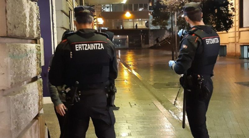 Cuatro,magrebíes,golpean a una joven,destrozarle su cara guapa,Vitoria,España