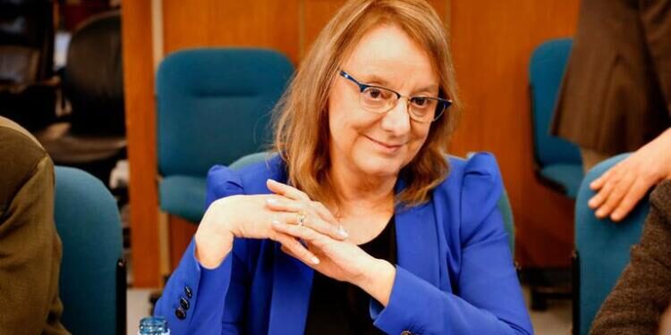 Fascismo en estado puro,Santa Cruz,Argentina,chicos,pase sanitario,no,ingresar,escuelas,Alicia Kirchner