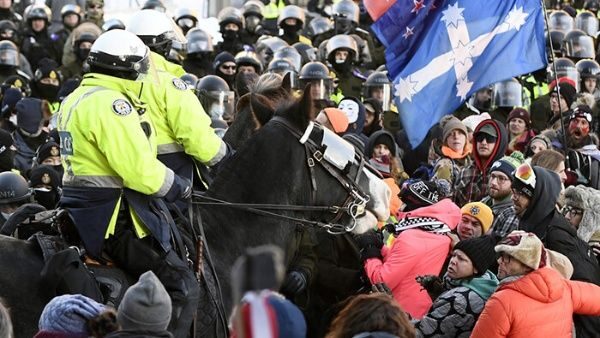 policías canadienses